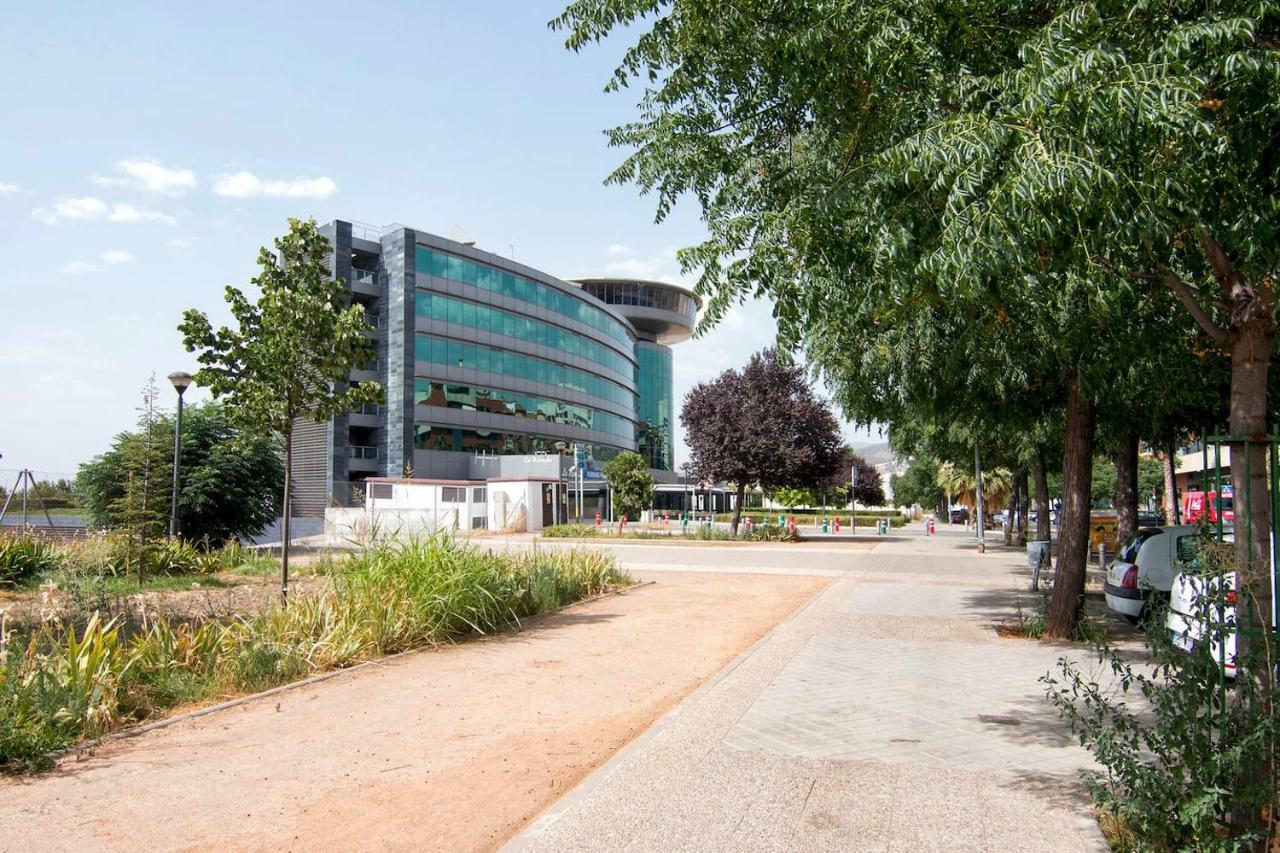 Apartamento Forum-Ciencias Con Piscina, Gym & Parking Granada Luaran gambar